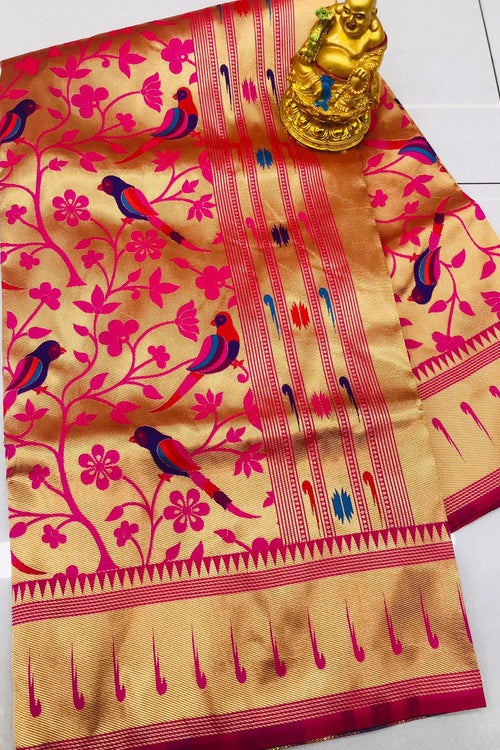 Load image into Gallery viewer, Snazzy Pink Paithani Silk Saree With Ethnic Blouse Piece
