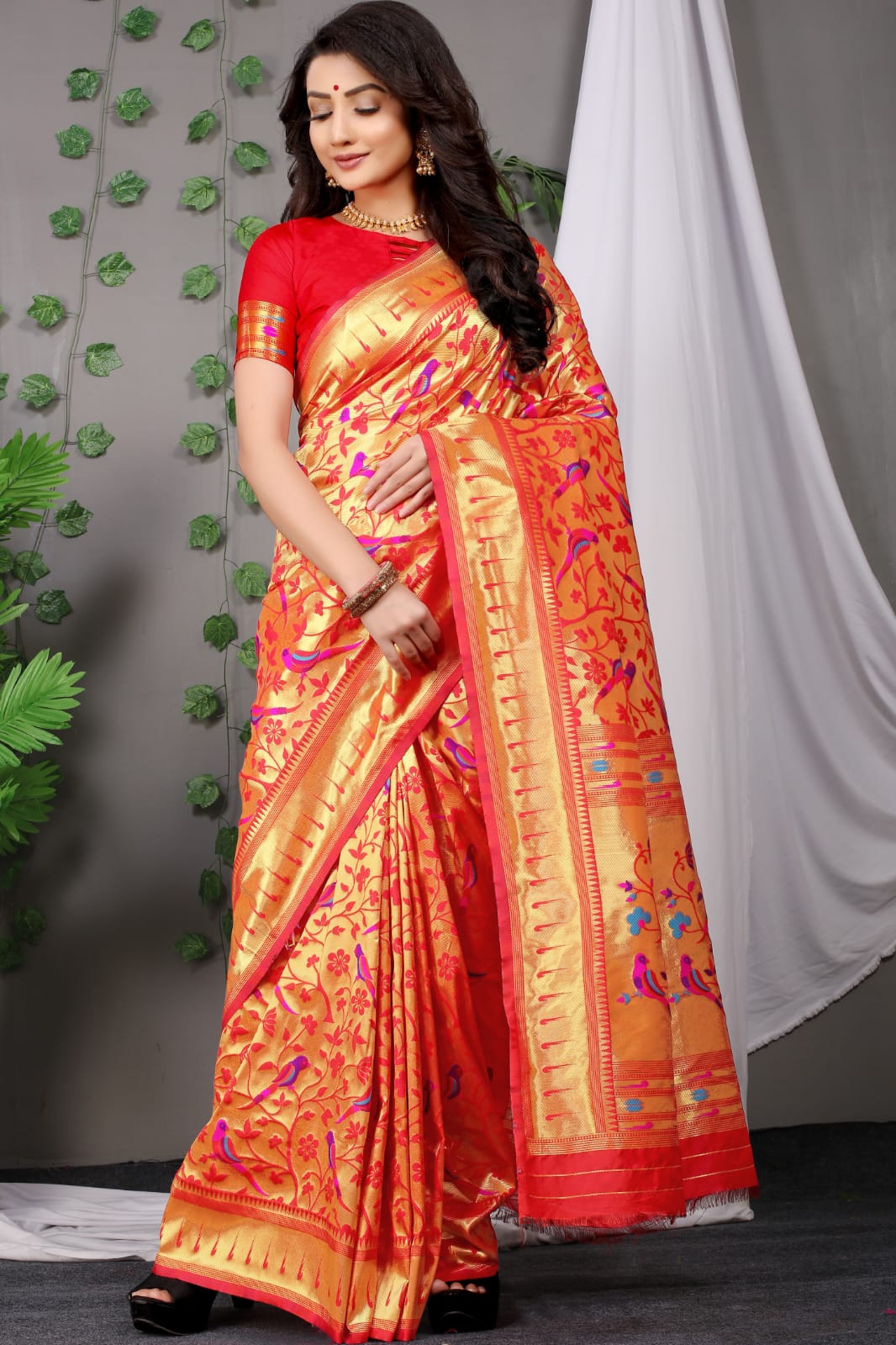 Symmetrical Red Paithani Silk Saree With Ethnic Blouse Piece