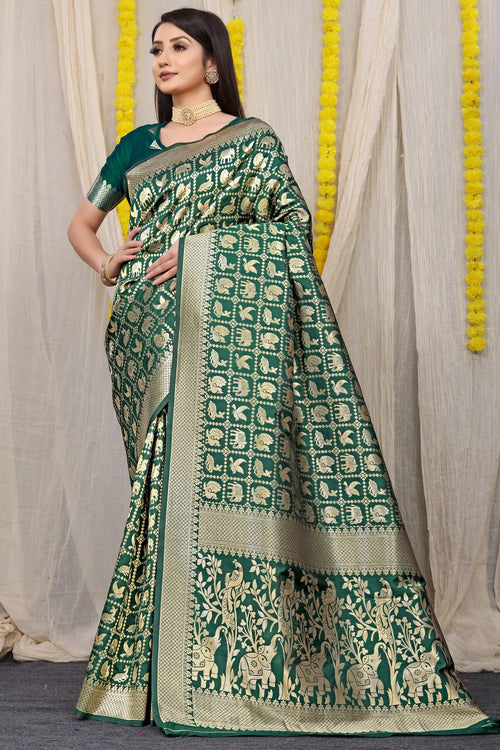 Load image into Gallery viewer, Jazzy Green Banarasi Silk Saree With Sensational Blouse Piece
