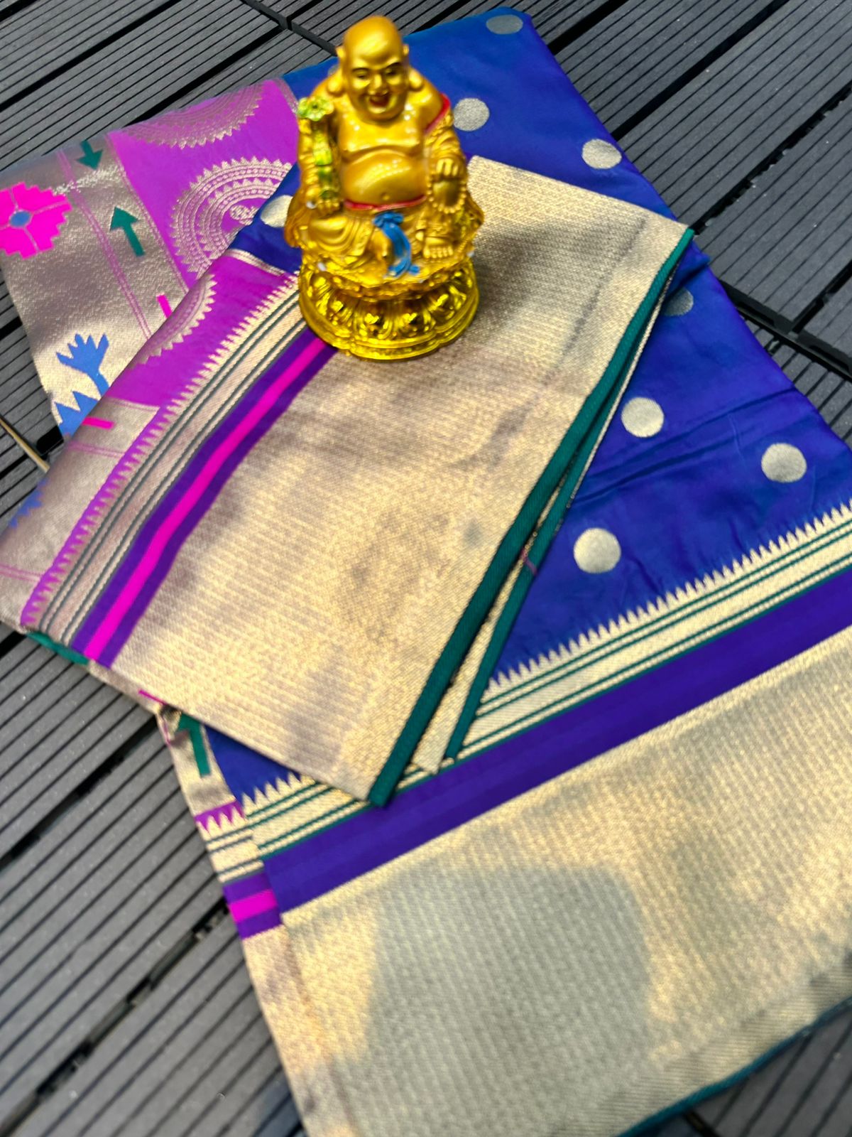 Twirling Royal Blue Paithani Silk Saree With Desultory Blouse Piece