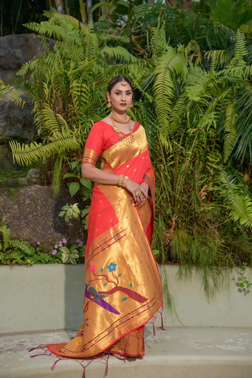 A glam Red Paithani Silk Saree With Stunner Blouse Piece