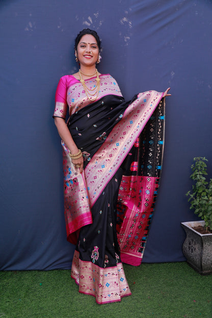 Surpassing Black Paithani Silk Saree With Classy Blouse Piece