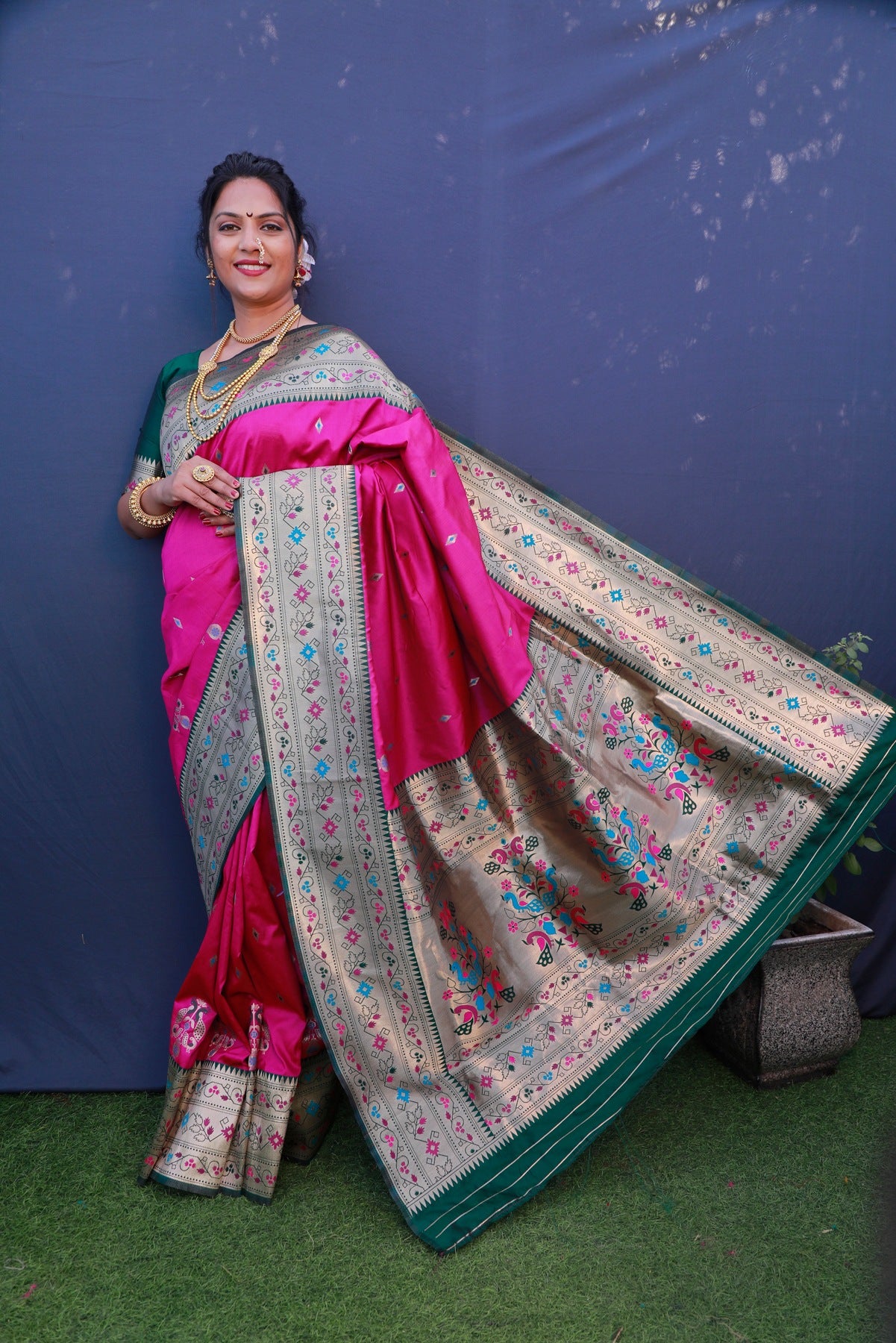 Glowing Dark Pink Paithani Silk Saree With Classy Blouse Piece