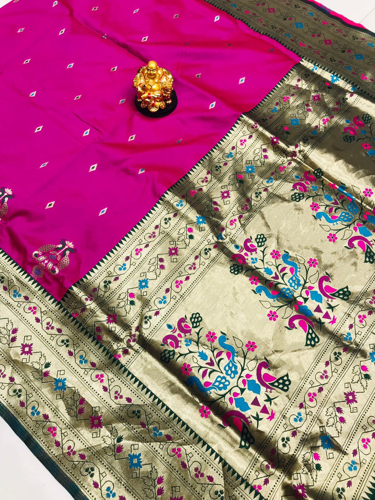 Glowing Dark Pink Paithani Silk Saree With Classy Blouse Piece