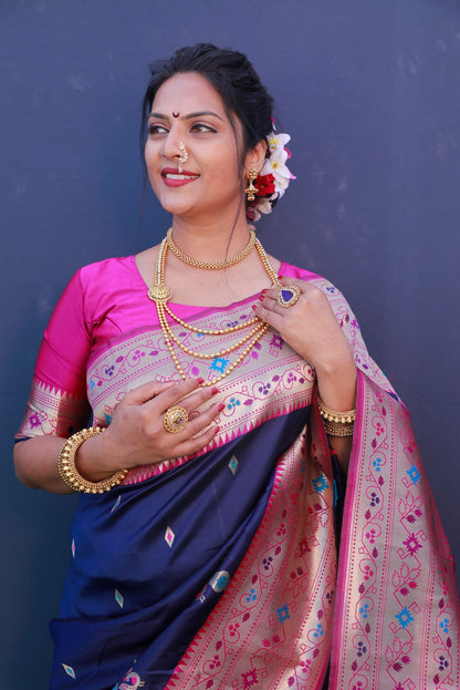 Eye-catching Navy Blue Paithani Silk Saree With Classy Blouse Piece