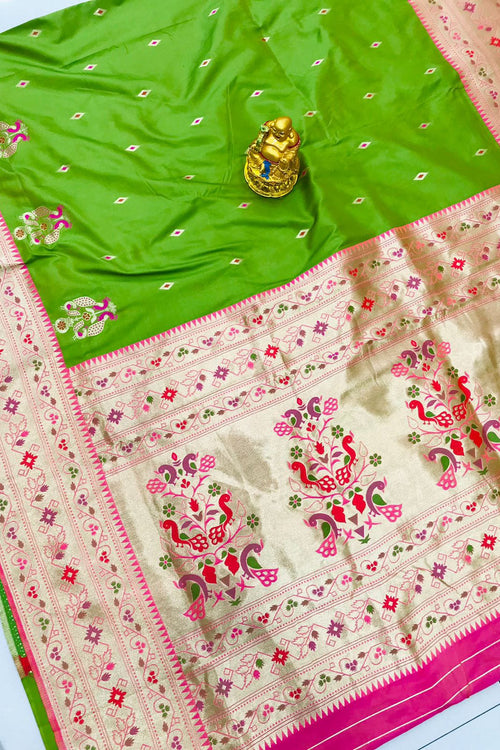 Load image into Gallery viewer, Beautiful Parrot Paithani Silk Saree With Classy Blouse Piece
