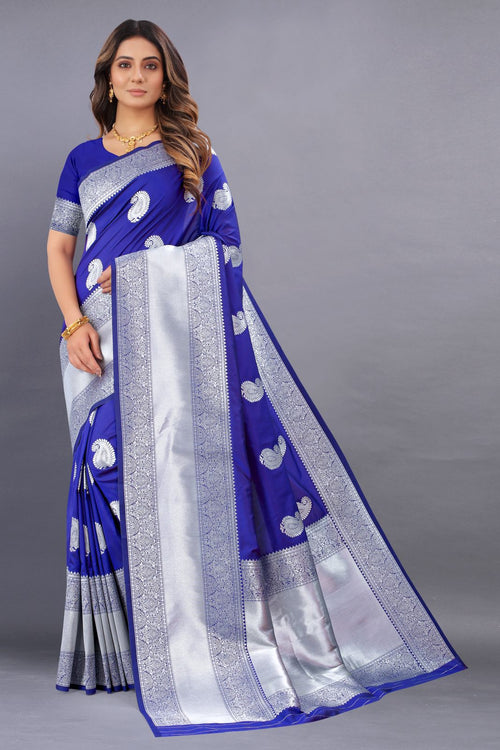 Load image into Gallery viewer, Flamboyant Blue Banarasi Silk Saree With Adorabel Blouse Piece

