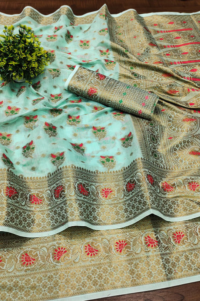 Chatoyant Sky Linen Silk Saree With Sizzling Blouse Piece