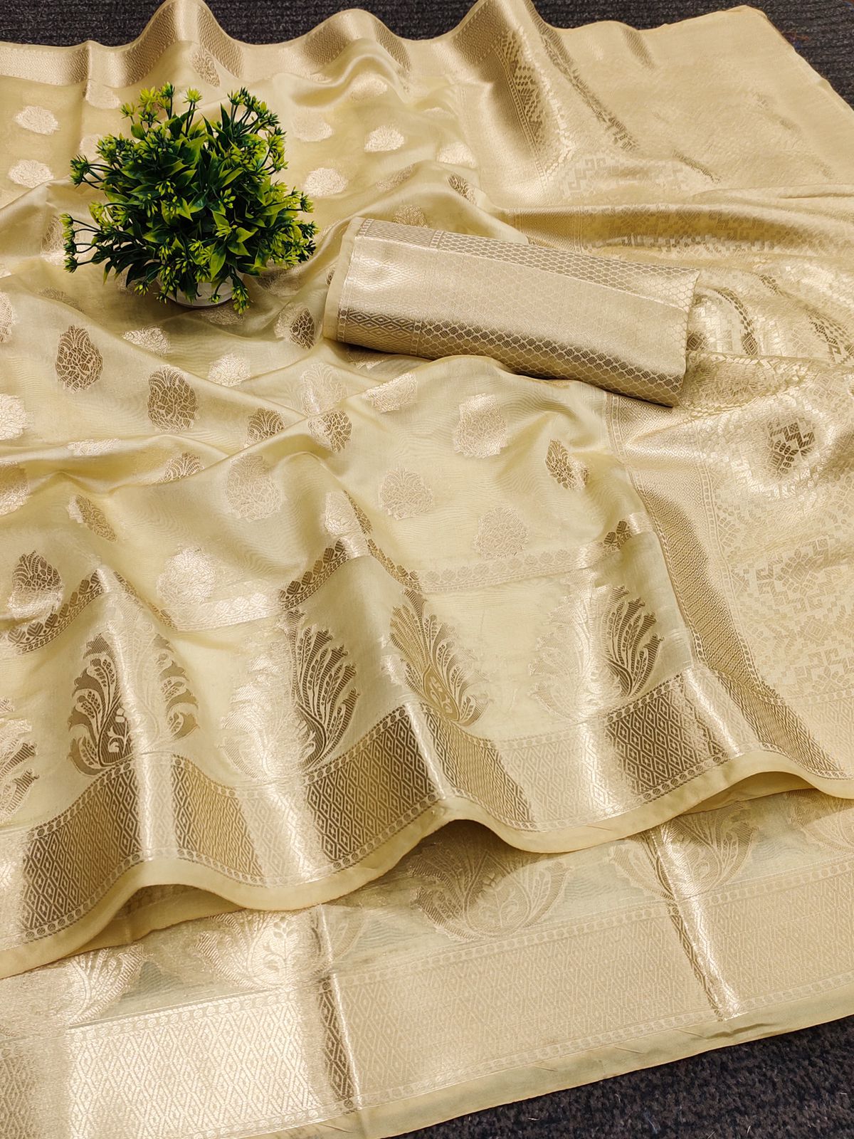 Fantabulous Beige Orgeanza Silk Saree With Comely Blouse Piece