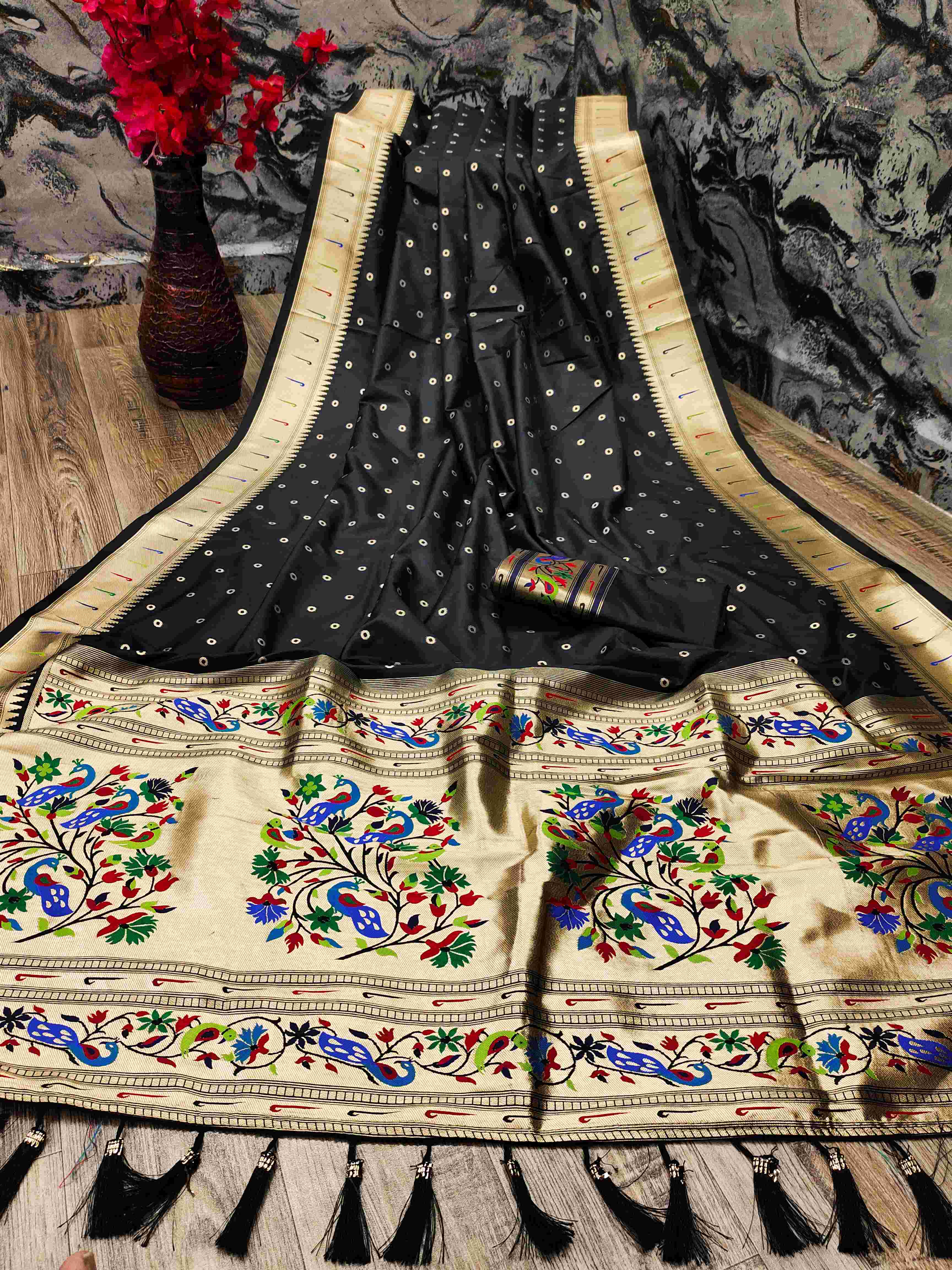 Capricious Black Paithani Silk Saree With Ethnic Blouse Piece