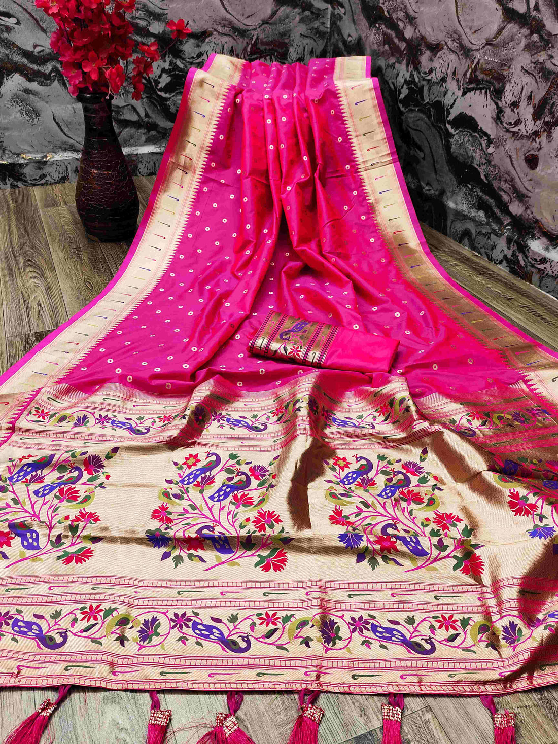 Invaluable Dark Pink Paithani Silk Saree With Ethnic Blouse Piece