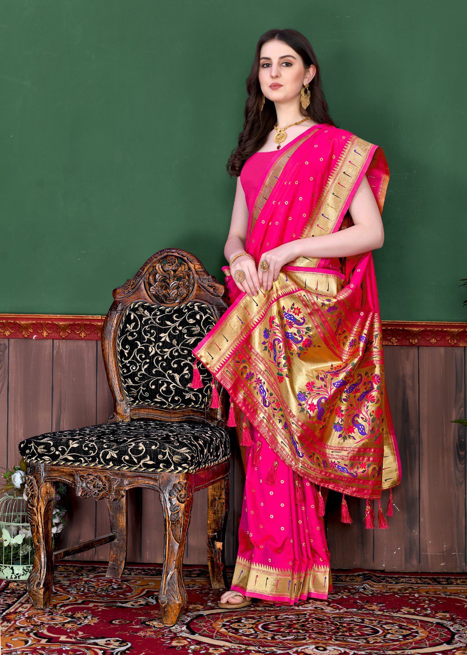 Invaluable Dark Pink Paithani Silk Saree With Ethnic Blouse Piece