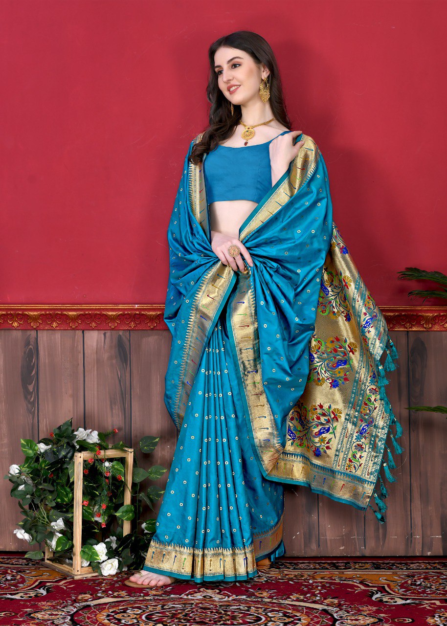 Staring Firozi Paithani Silk Saree With Ethnic Blouse Piece