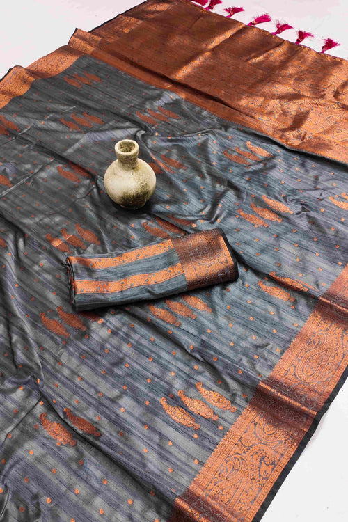 Load image into Gallery viewer, Engrossing Grey Soft Banarasi Silk Saree With Incomparable Blouse Piece
