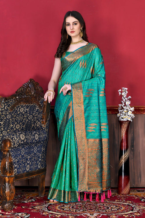 Load image into Gallery viewer, Arresting Rama Soft Banarasi Silk Saree With Incomparable Blouse Piece
