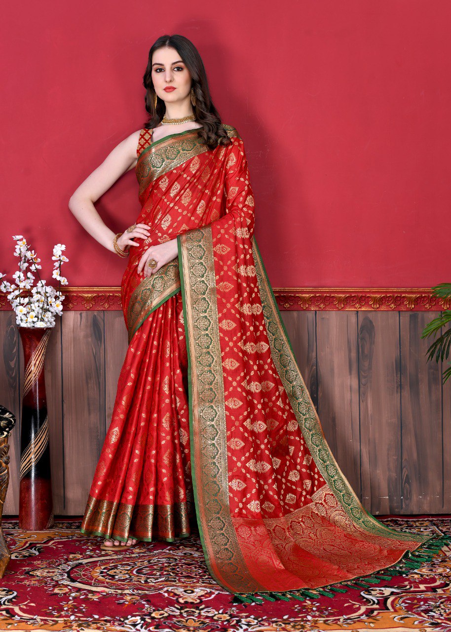 Blooming Red Banarasi Silk Saree With Classic Blouse Piece