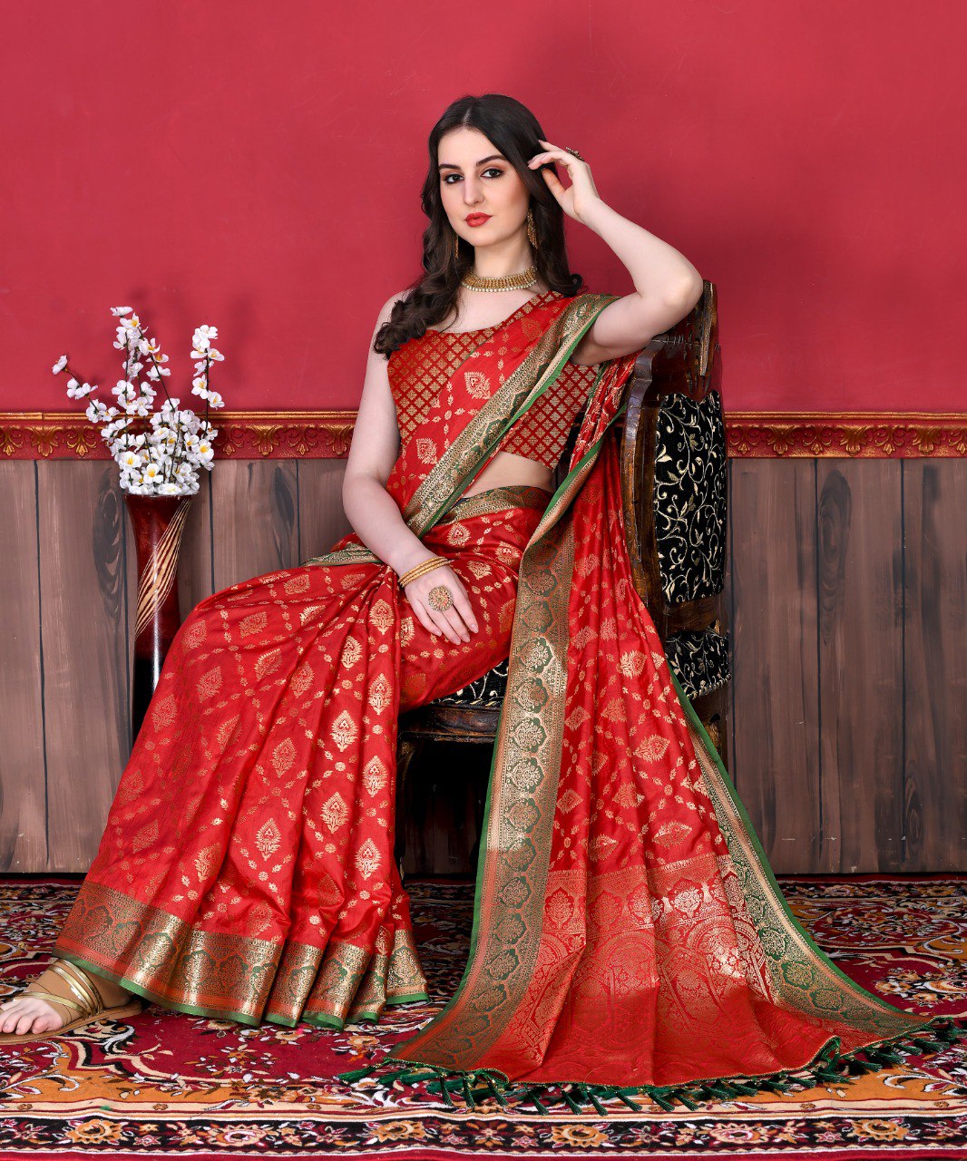 Blooming Red Banarasi Silk Saree With Classic Blouse Piece
