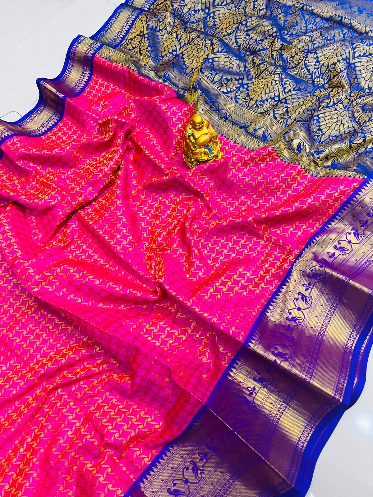 Lovely Dark Pink Soft Banarasi Silk Saree With Bewitching Blouse Piece
