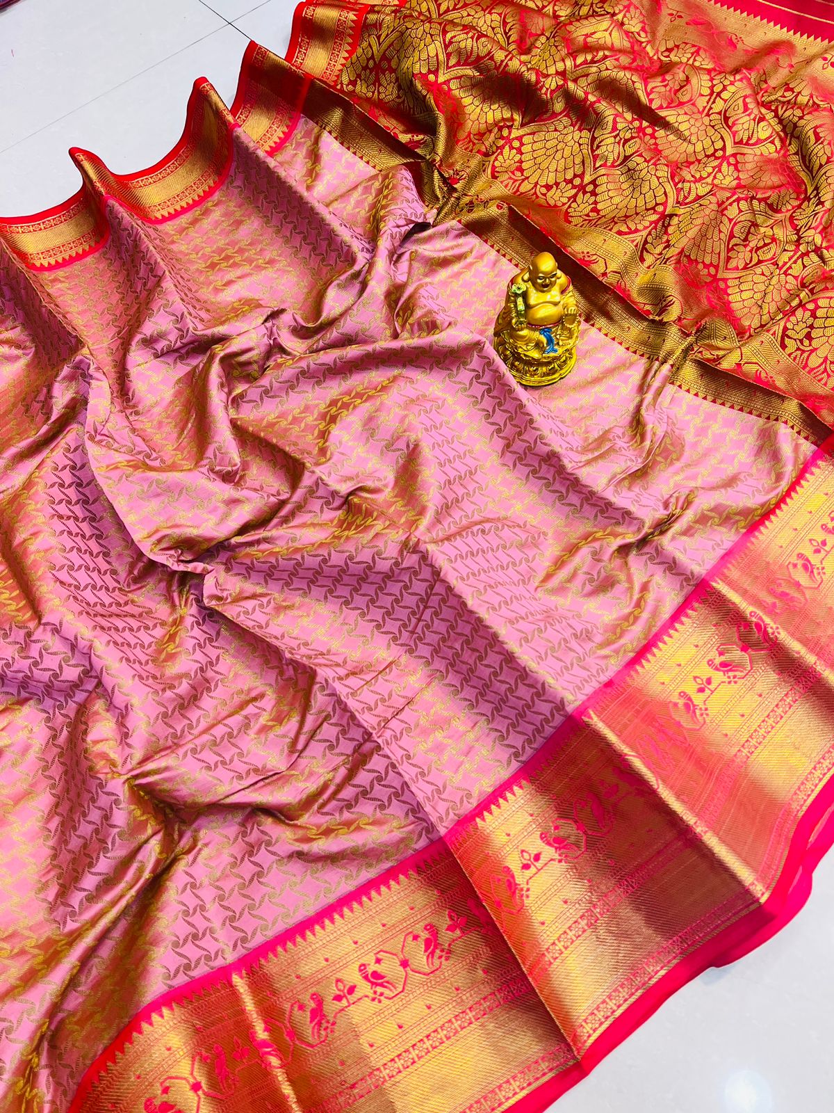 Energetic Pink Soft Banarasi Silk Saree With Bewitching Blouse Piece