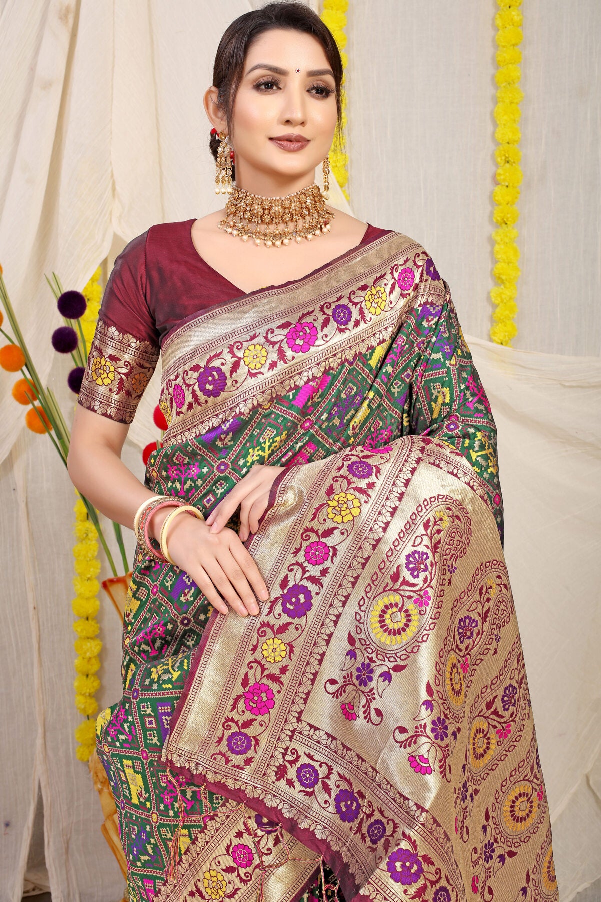 Improbable Dark Green Paithani Silk Saree With Gratifying Blouse Piece