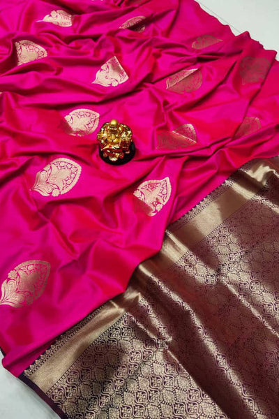 Beautiful Dark Pink Banarasi Silk Saree With Radiant Blouse Piece