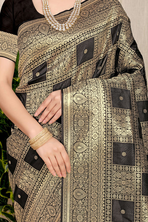 Load image into Gallery viewer, Refreshing Black Kanjivaram Silk Saree With Glittering Blouse Piece
