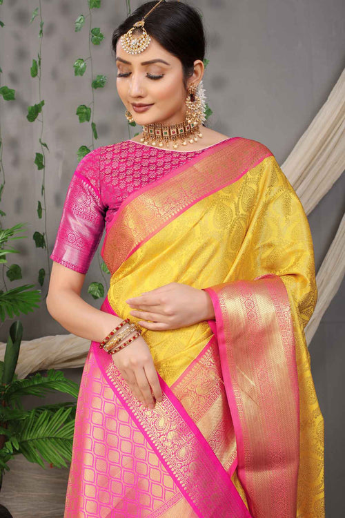 Load image into Gallery viewer, Classic Sea Green Soft Banarasi Silk Saree With Divine Blouse Piece
