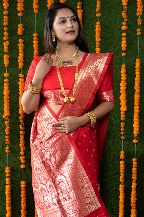 Load image into Gallery viewer, Stunning Red Banarasi Silk Saree With Most Traditional Blouse Piece
