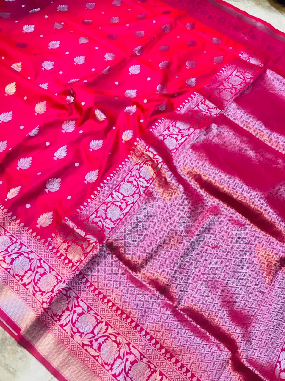 Supernal Pink Banarasi Silk Saree With Symmetrical Blouse Piece