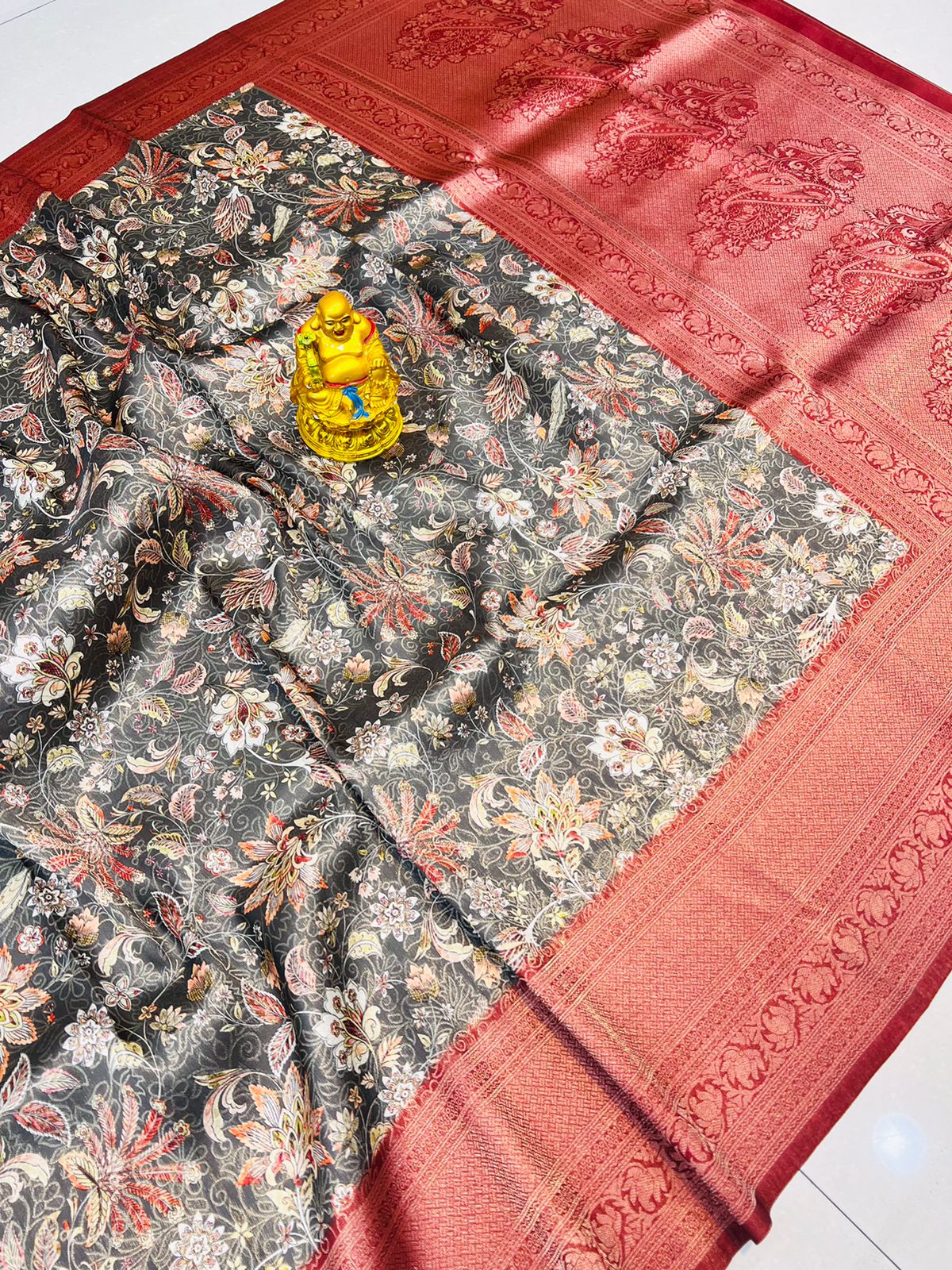 Beautiful Grey Soft Silk Saree With Flameboyant Blouse Piece