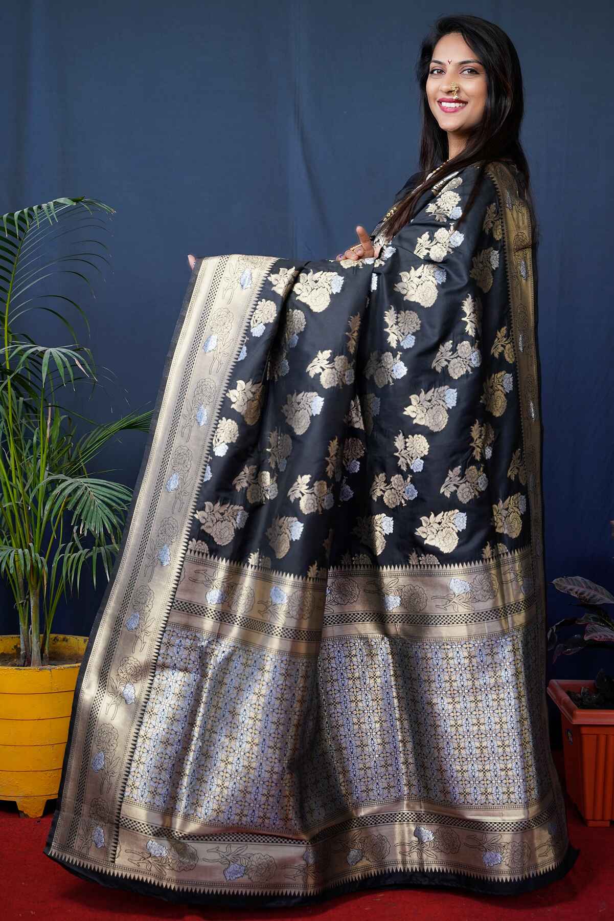 Adorning Black Kanjivaram Silk Saree With Glittering Blouse Piece