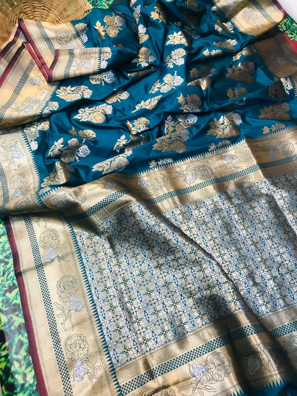Scrumptious Firozi Kanjivaram Silk With Glittering Blouse Piece