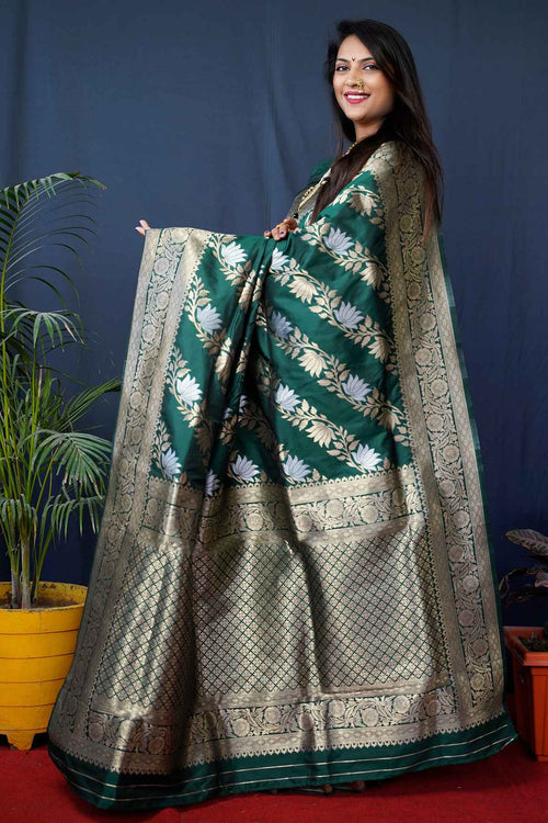 Load image into Gallery viewer, Palimpsest Dark Green Kanjivaram Silk With Fairytale Blouse Piece
