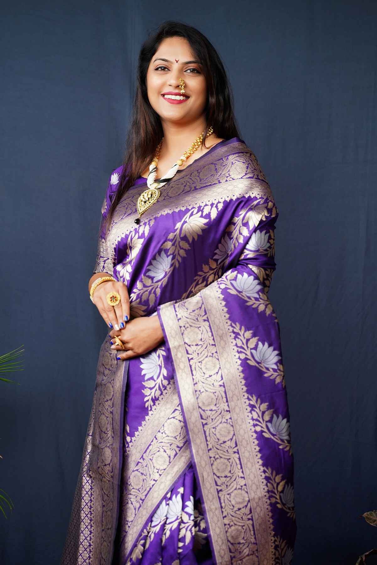 Redolent Royal Blue Kanjivaram Silk With Fairytale Blouse Piece