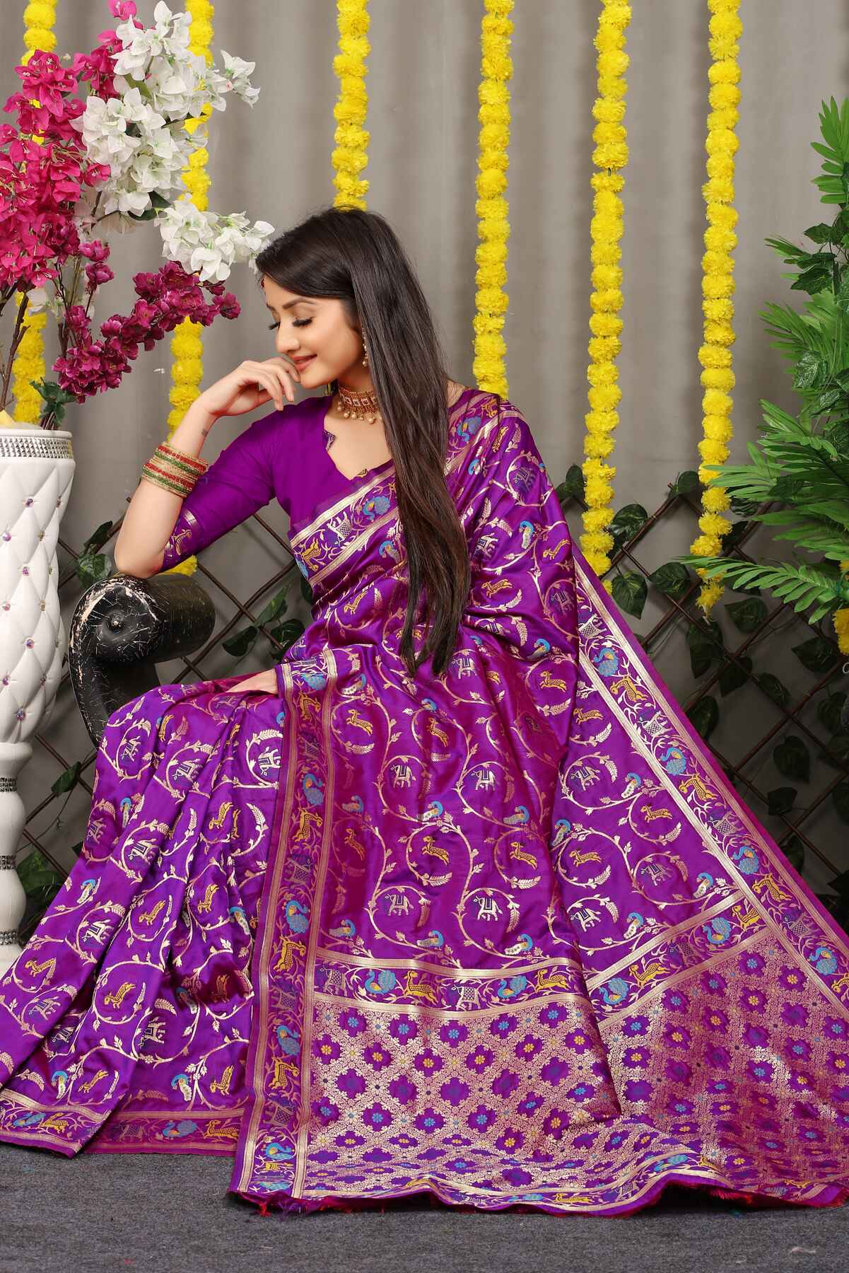 Purple Banarasi Silk Zari Woven Saree 4662SR01