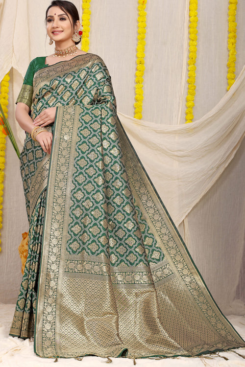 Load image into Gallery viewer, Adoring Green Kanjivaram Silk With Pleasurable Blouse Piece
