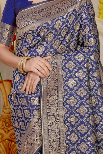 Excellent Navy Blue Kanjivaram Silk With Delectable Blouse Piece