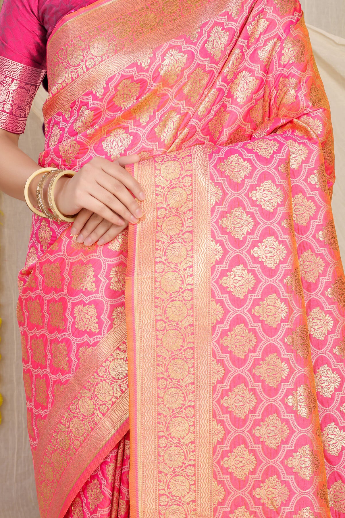 Brood Peach Kanjivaram Silk With Sumptuous Blouse Piece