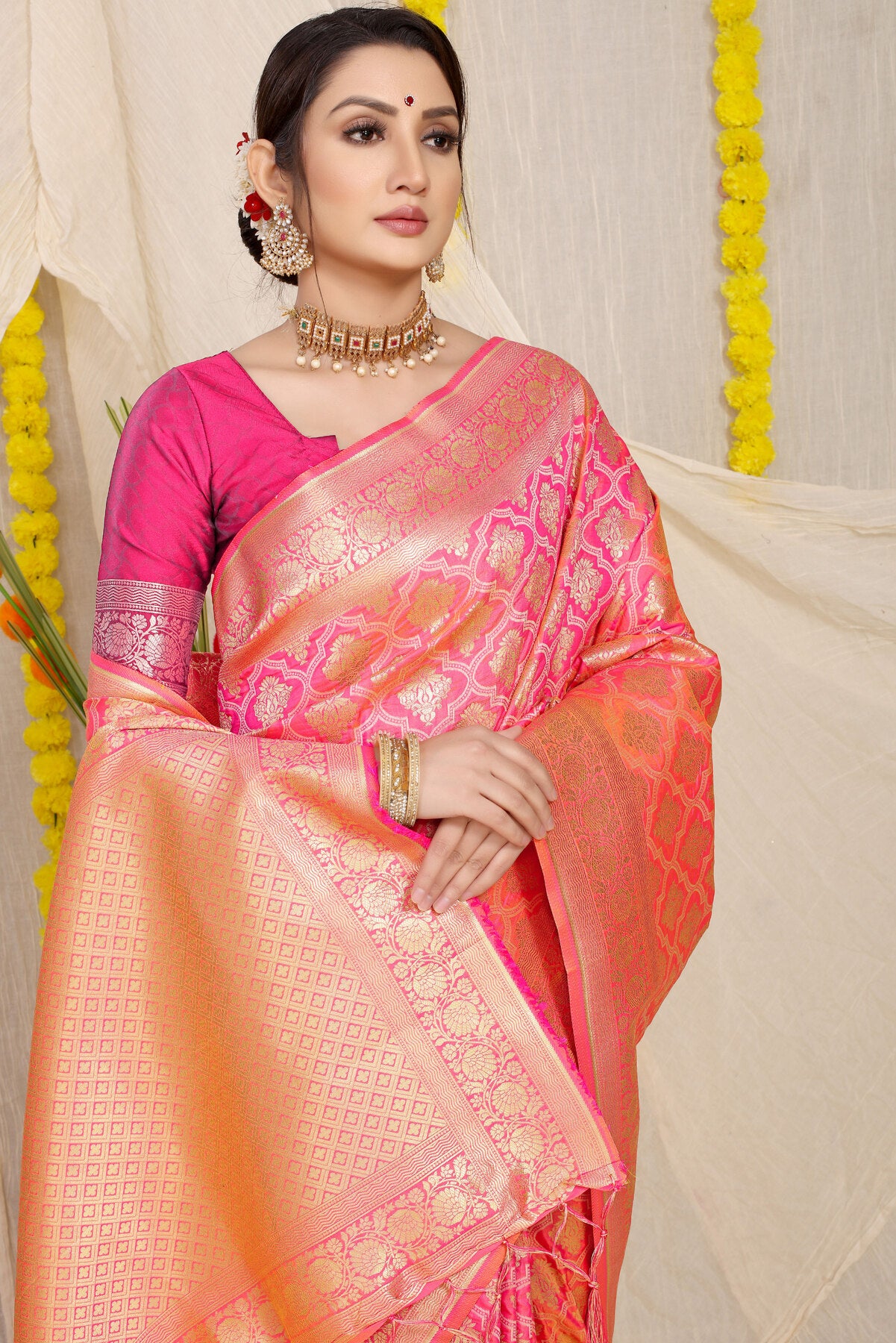 Brood Peach Kanjivaram Silk With Sumptuous Blouse Piece