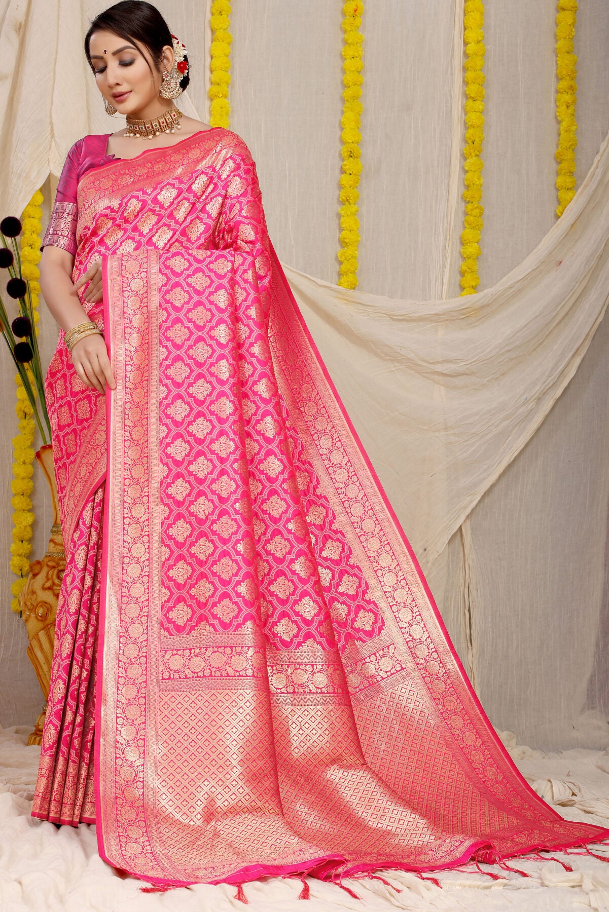 Demure Pink Kanjivaram Silk With Propinquity Blouse Piece