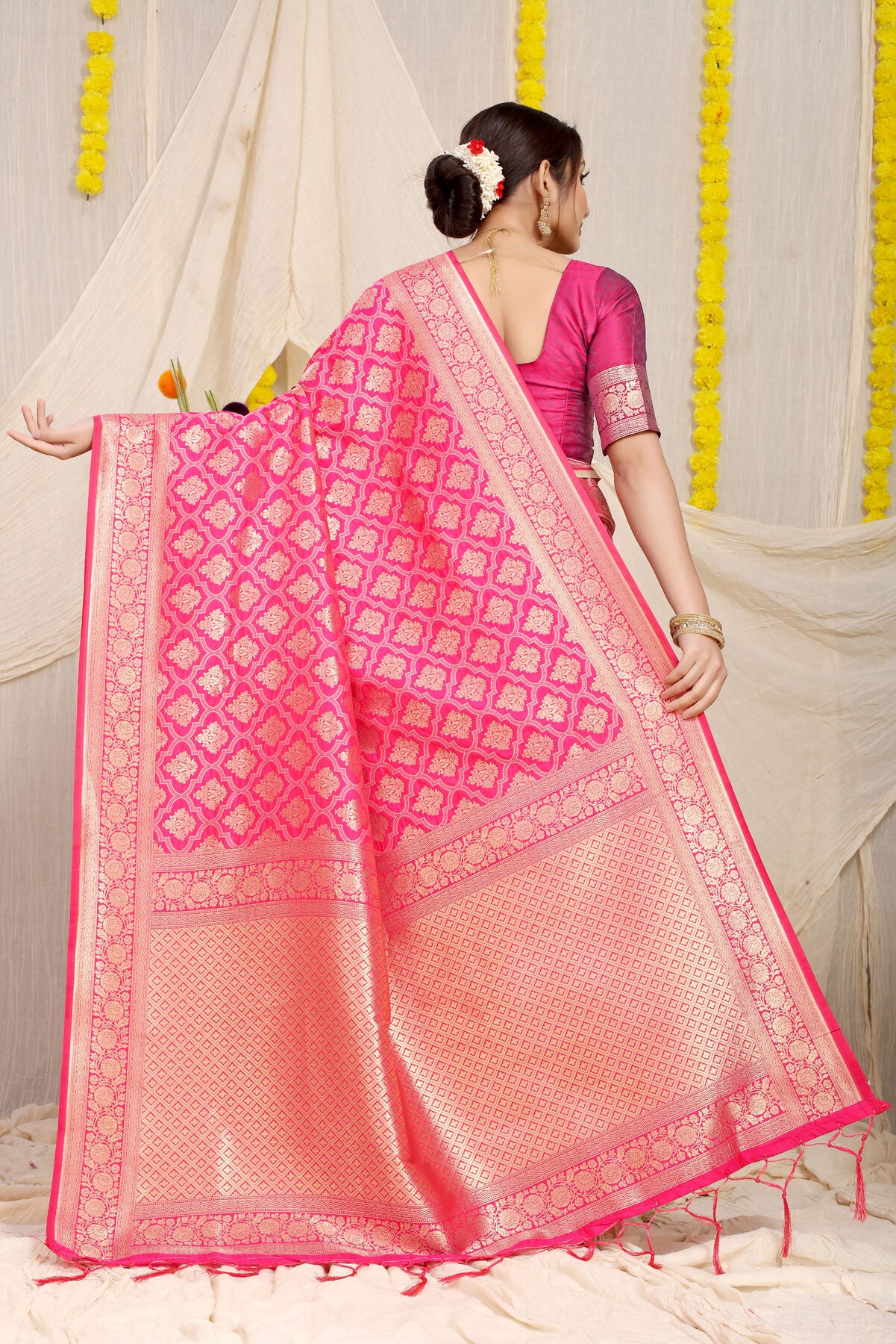 Demure Pink Kanjivaram Silk With Propinquity Blouse Piece