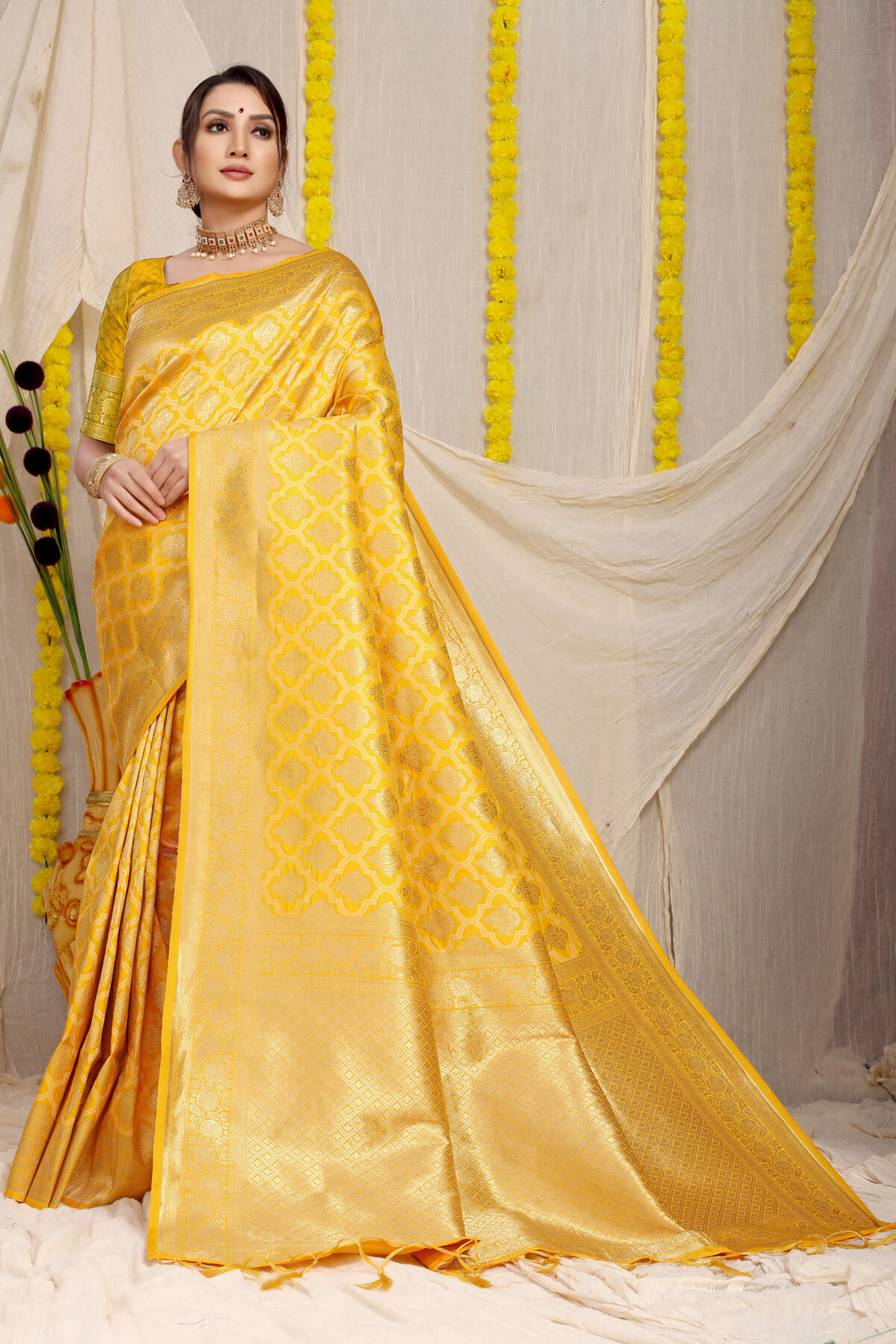 Incredible Yellow Kanjivaram Silk With Demure Blouse Piece
