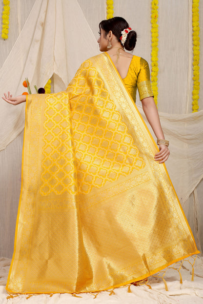 Incredible Yellow Kanjivaram Silk With Demure Blouse Piece