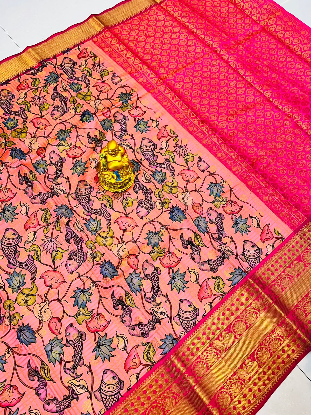 Chatoyant Pink Kanjivaram Silk With Quintessential Blouse Piece