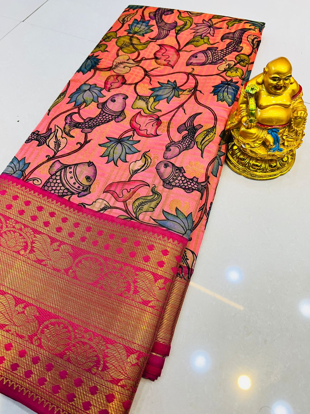 Chatoyant Pink Kanjivaram Silk With Quintessential Blouse Piece