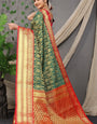 Sensational Green Kanjivaram Silk Saree With Marvellous Blouse Piece
