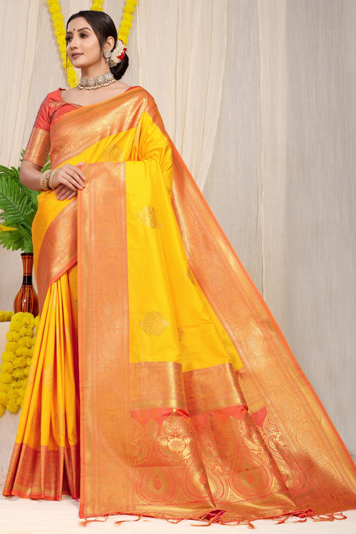 Load image into Gallery viewer, Mesmerising Yellow Banarasi Silk Saree With Forbearance Blouse Piece
