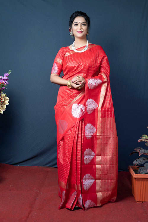 Load image into Gallery viewer, Amiable Red Linen Silk Saree With Super Mesmerising Blouse Piece
