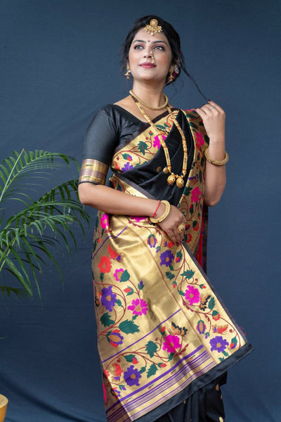 Twirling Black Paithani Silk Saree With Sizzling Blouse Piece
