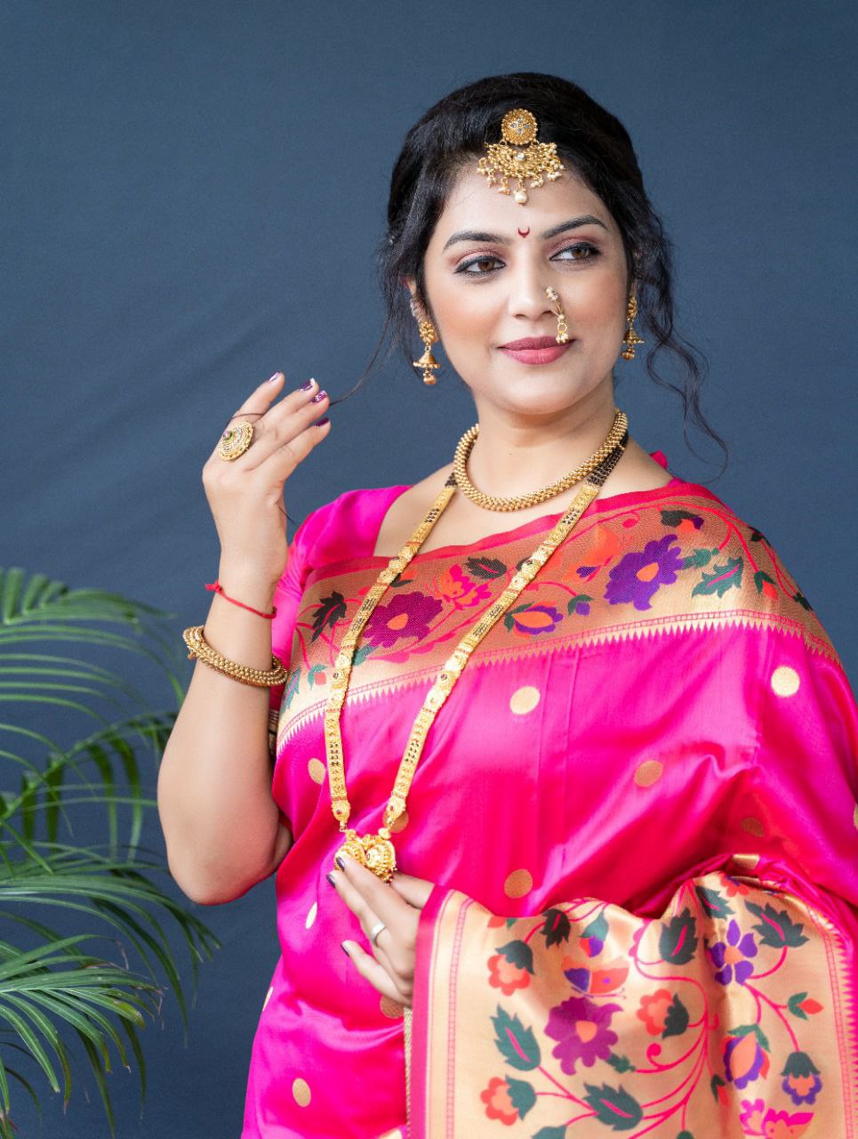 Prettiest Dark Pink Paithani Silk Saree With Sizzling Blouse Piece